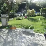 La Maisonnette - Animaux Acceptes, Parking Prive, Jardin Plein Sud 维桑